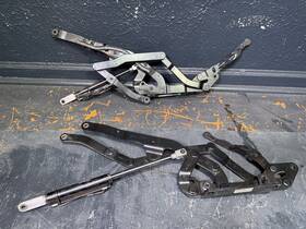 4s7825308a Audi 4s7825307a 17-23 R8 Spyder Left And Right Convertible Top Hinge