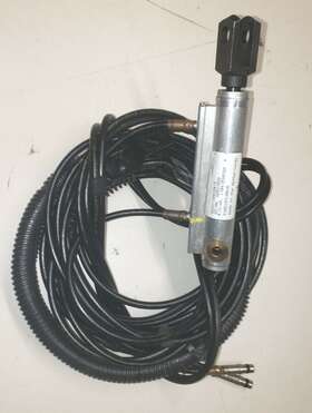 88957089 Cadillac 04-09 Xlr Front Roof Latch Lift Cylinder 9926-42