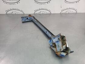 Chevrolet 139.gm1k90 1982-92 3rd Gen Camaro Firebird T-top A-pillar Windshield Sheet Metal Cut Rh