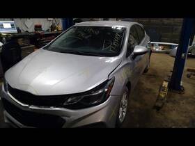 152-10002b Chevrolet Local Pickup Only Roof Hatchback Without Sunroof Fits 17-19 Cruze 10257085