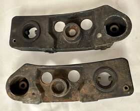 14105193 General Motors 1989-1996 Chevy C4 Corvette Windshield Targa Top Mounting Brackets Gm Oem