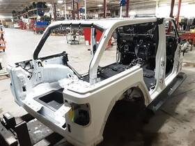 150-10305b Jeep/plymouth Truck Jl Wrangler Oem 4 Door Rear Body Tub Clip Bright White Pw7 2018-2023 154661
