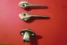 Ltch5560-o General Motors Pair Oldsmobile Convertible Top Latch Handles And One