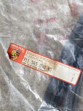 91156509045 Porsche Genuine Part Targa Top Front Windshield Seal Rare