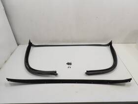 98656302501 Porsche 01 Boxster 986 #1300 Seal Hardtop Front And Side Weatherstrip Mount Ra