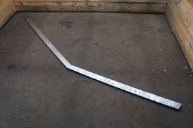 1860490-88-a Tesla Right Side Exterior Roof Rail Trim Oem Cybertruck 2024 Note