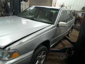 152-58835b Volvo Local Pickup Only Roof Sedan Without Sunroof Fits 98-00 70 Series 101965