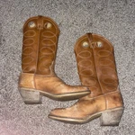Acme 70S Women 6.5 Dingo Biker Boots W/ Cutout Top. Fixed Price $45.00.