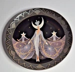 Royal Doulton Queen Of The Night Art Deco Plate Limited Ha 8354. Fixed Price $32.99.